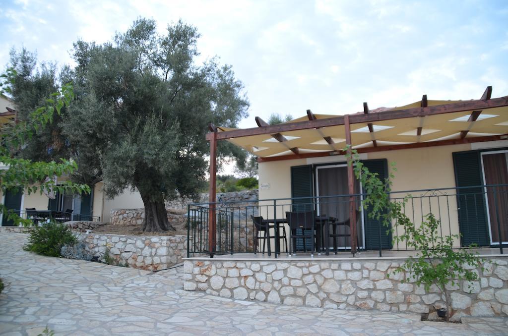 Elia Village Katomerion Luaran gambar